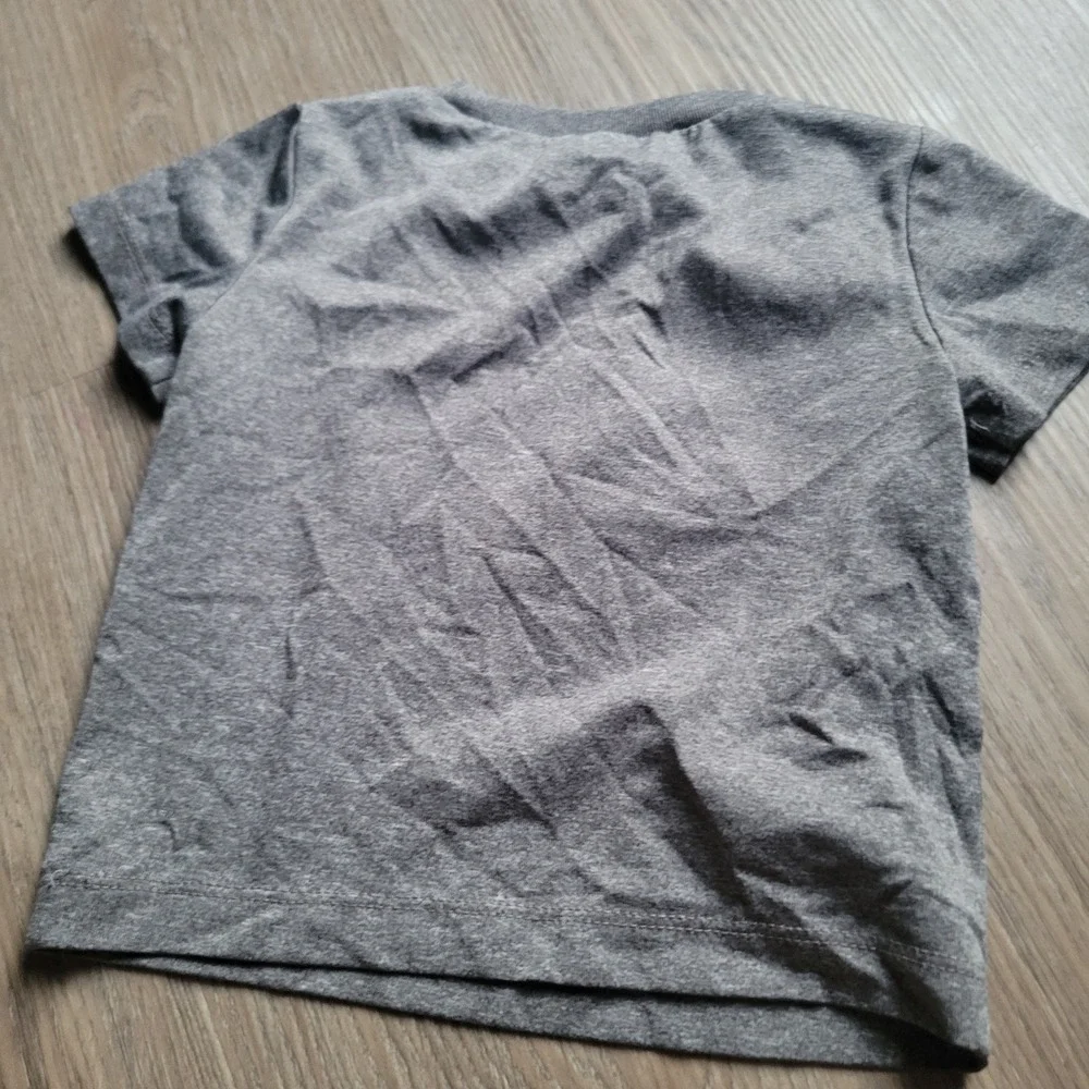 Nike T-Shirt Kids 18M Gray Dri-FIT Polka Dot Logo Graphic Short Sleeve Tee Sport